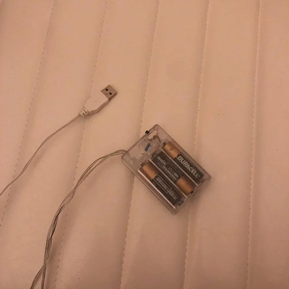 LED Moon - Picture 2 of 2